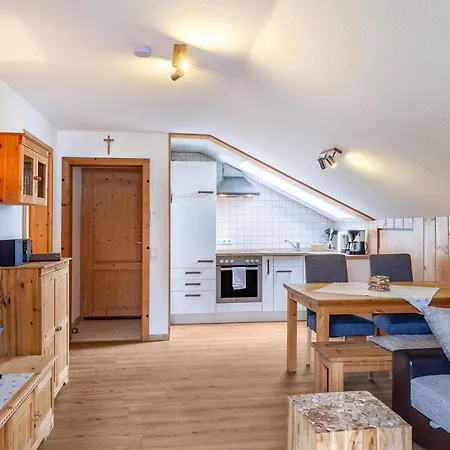 Haus Alpenquelle Seeblick Apartment *