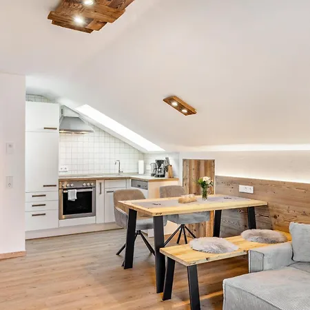 Haus Alpenquelle Seeblick 아파트 바트코흘그루프